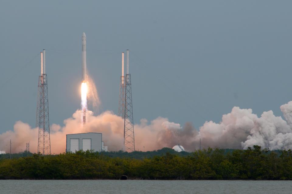 Liftoff of Falcon 9 and Dragon to the International Space Station