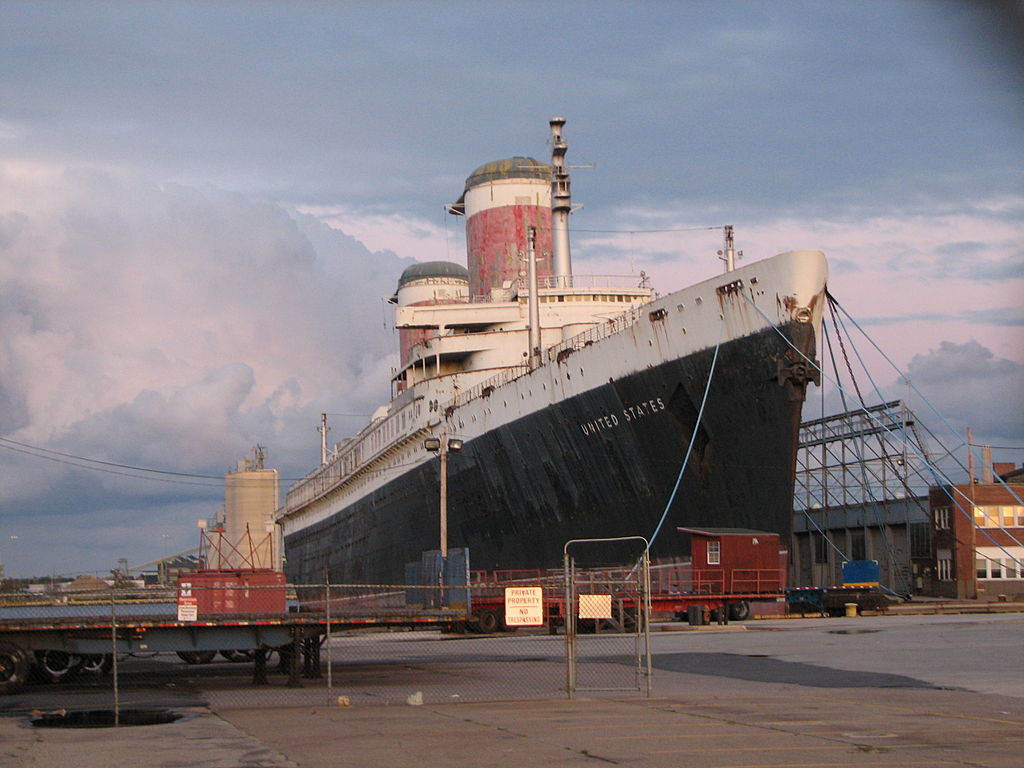 The SS United States now docked in Philadelphia.